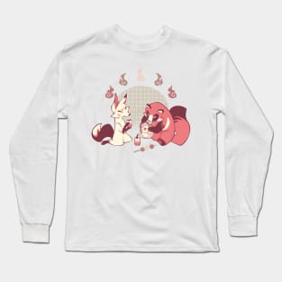 Tanukitsu tea time in latte flavor Long Sleeve T-Shirt